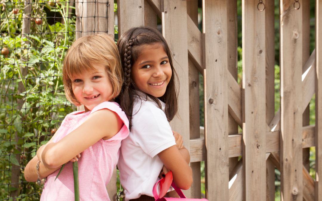 6 Reasons Why She Should Invite a Friend to Join Girl Scouts